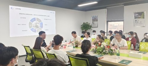 未來已來，將至已至 無錫城市職業(yè)技術(shù)學(xué)院工業(yè)互聯(lián)網(wǎng)學(xué)院教育咨詢引領(lǐng)新時代人才培養(yǎng)